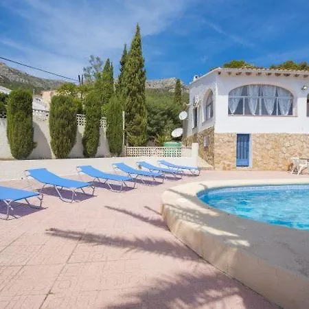 Sleeps 8 Pool 卡尔佩