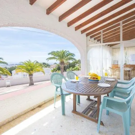Sleeps 8 Pool